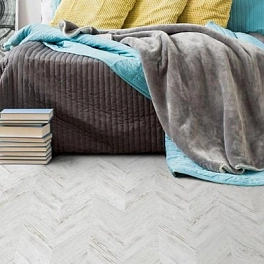 Пробковый пол CORKSTYLE CHEVRON 1235*305*6мм (3,01м2-8шт) клеевая CHEVRON WHITE